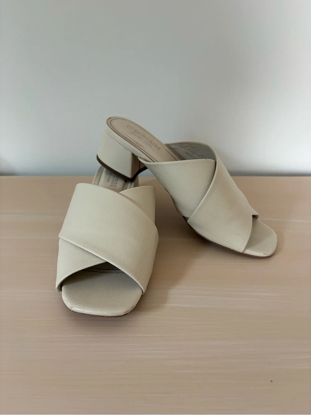 Cushionaire Women's Cream Cross-Band Slide Heels